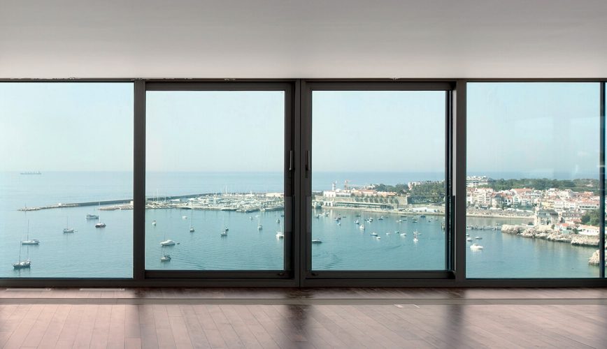 Aluminium patio door installation